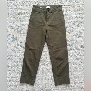 Women’s army greengreen, high-rise, straight leg pant, size 00 petite.